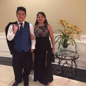 Meet your Posher, Araceli